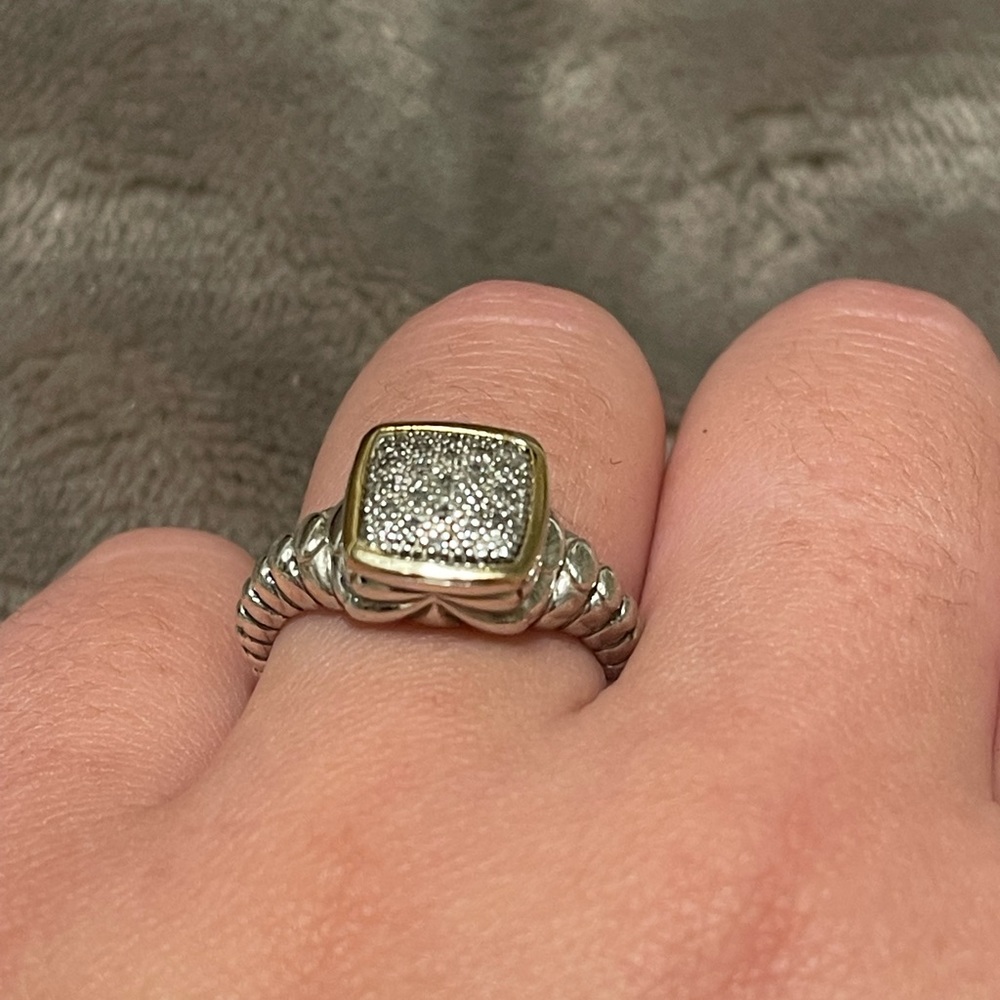 Ring - Picture 3 of 6